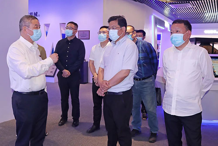 标准化建设 高质量发展 | 市政协领导莅临铁拓机械开展调研
